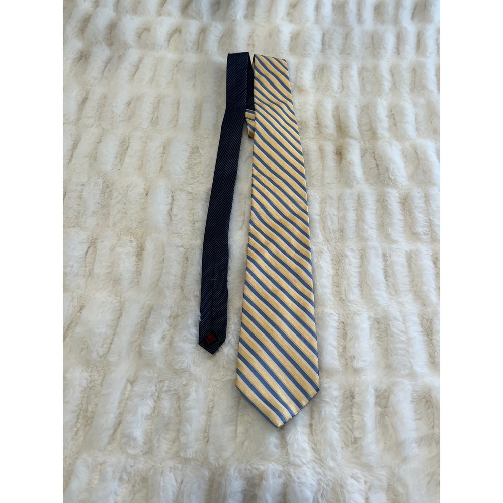 Tommy Hilfiger Mens Silk Necktie Yellow Blue Diagonal Stripe Preppy Formal Tie